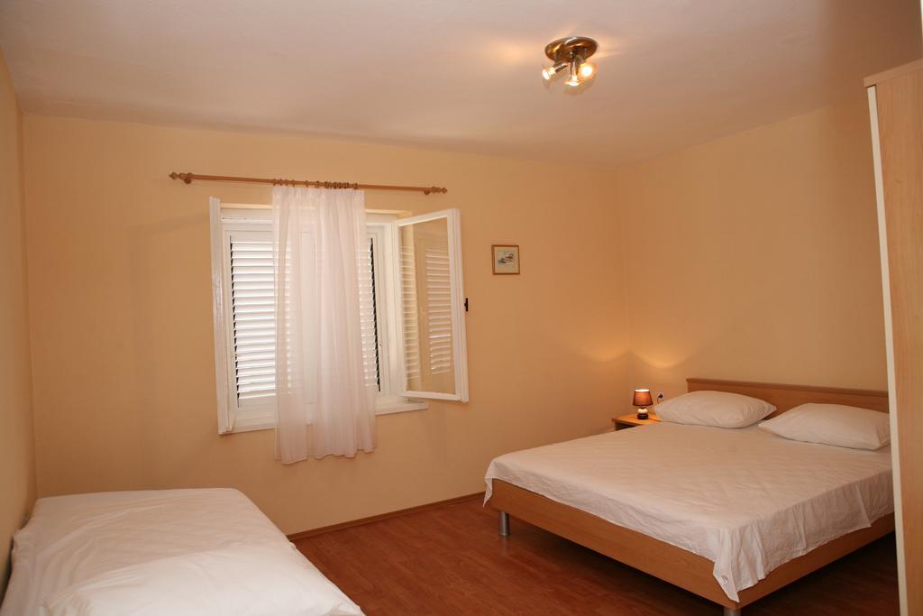 Apartments Radic Trogir Eksteriør bilde