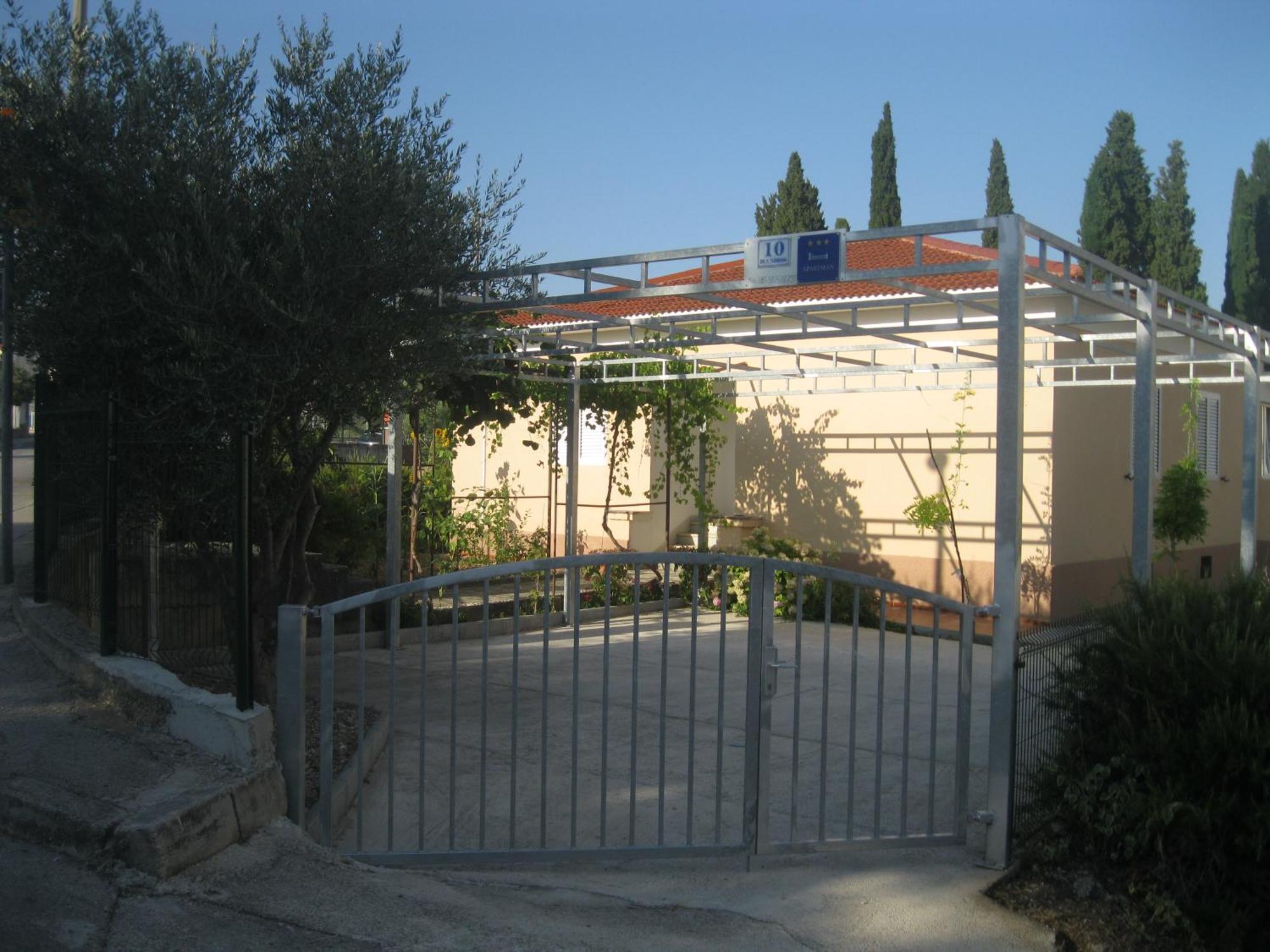 Apartments Radic Trogir Eksteriør bilde